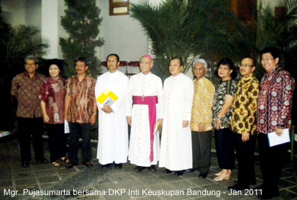 Mgr Puja DKP Inti Keuskupan Bandung