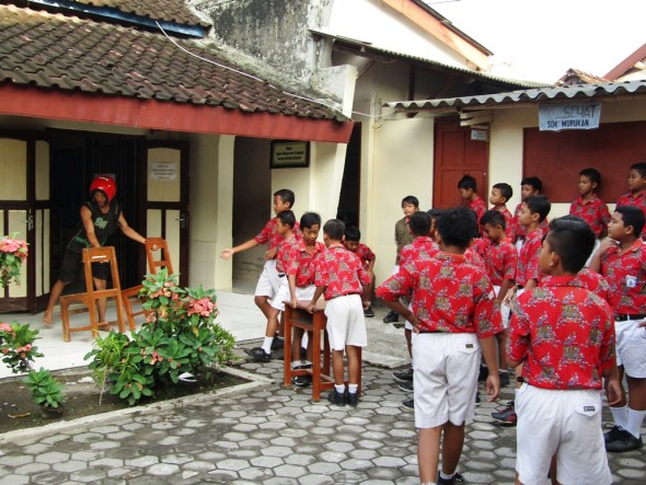 murukan 24 murid gotong royong