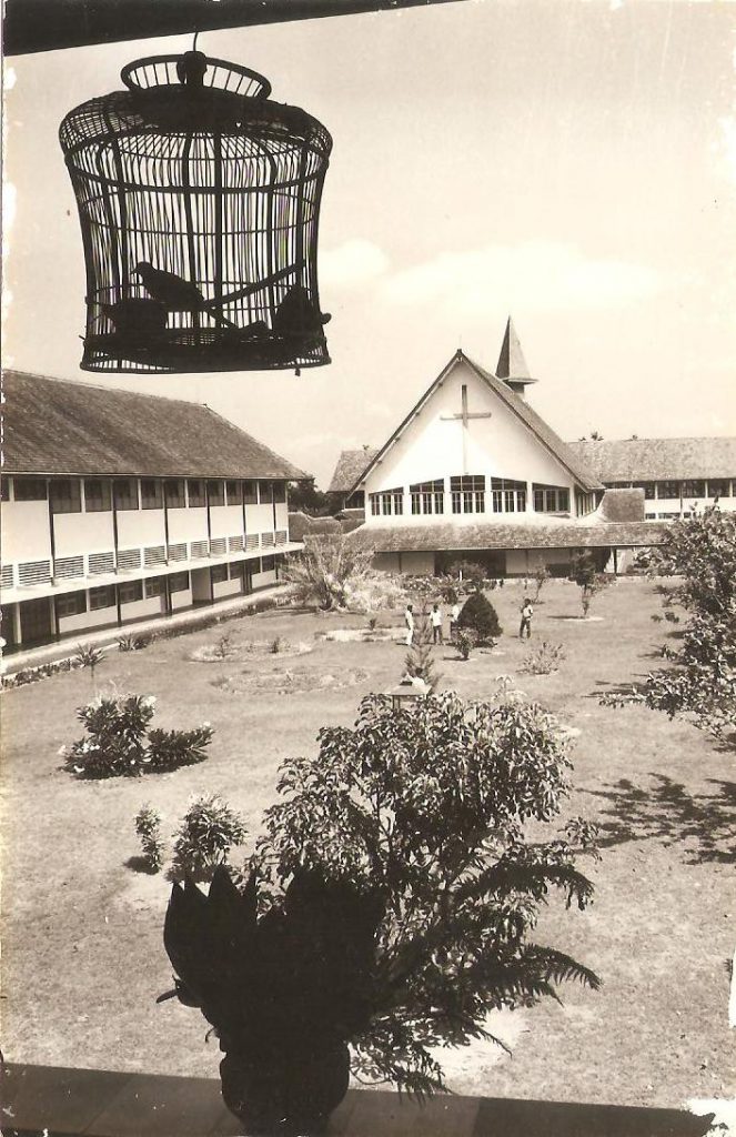 Seminari tinggi st paulus kentungan burung