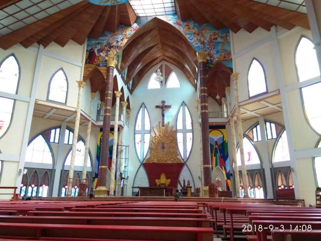 Kegiatan Keagamaan Di Gereja Katedral Hati Kudus Yesus Tangerang