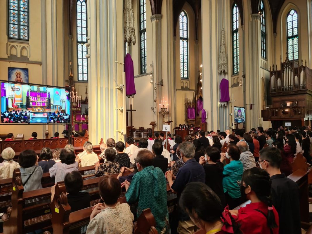 Ibadat Jumat Agung Di Gereja Katedral Jakarta Sesawi Net