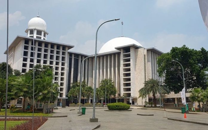 Megahnya Masjid Istiqlal Jakarta - SESAWI.NET