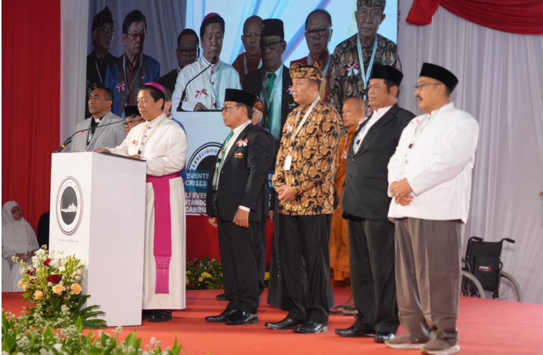 Paus Fransiskus Dan Imam Besar Masjid Istiqlal Nasaruddin Umar ...